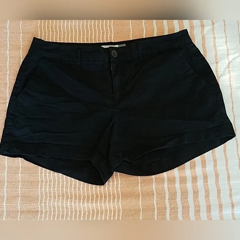 Old Navy | Chino Shorts | 3